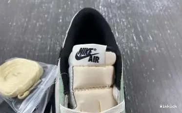  1 DM7866-1623 SCOTT TRAVIS X OG JORDAN LOW AIR 0501